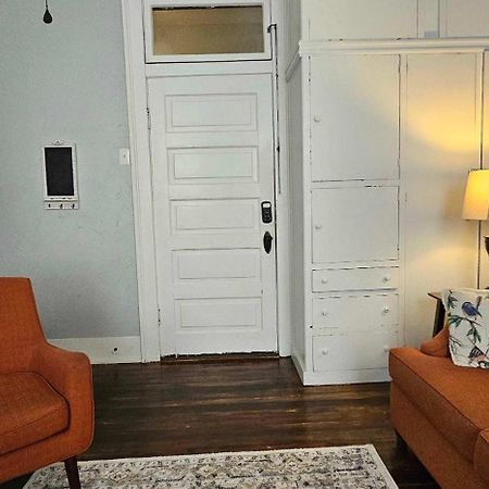 Mins From Downtown & Dining, Dauphin Darling 2 Διαμέρισμα Μόμπαϊλ Εξωτερικό φωτογραφία