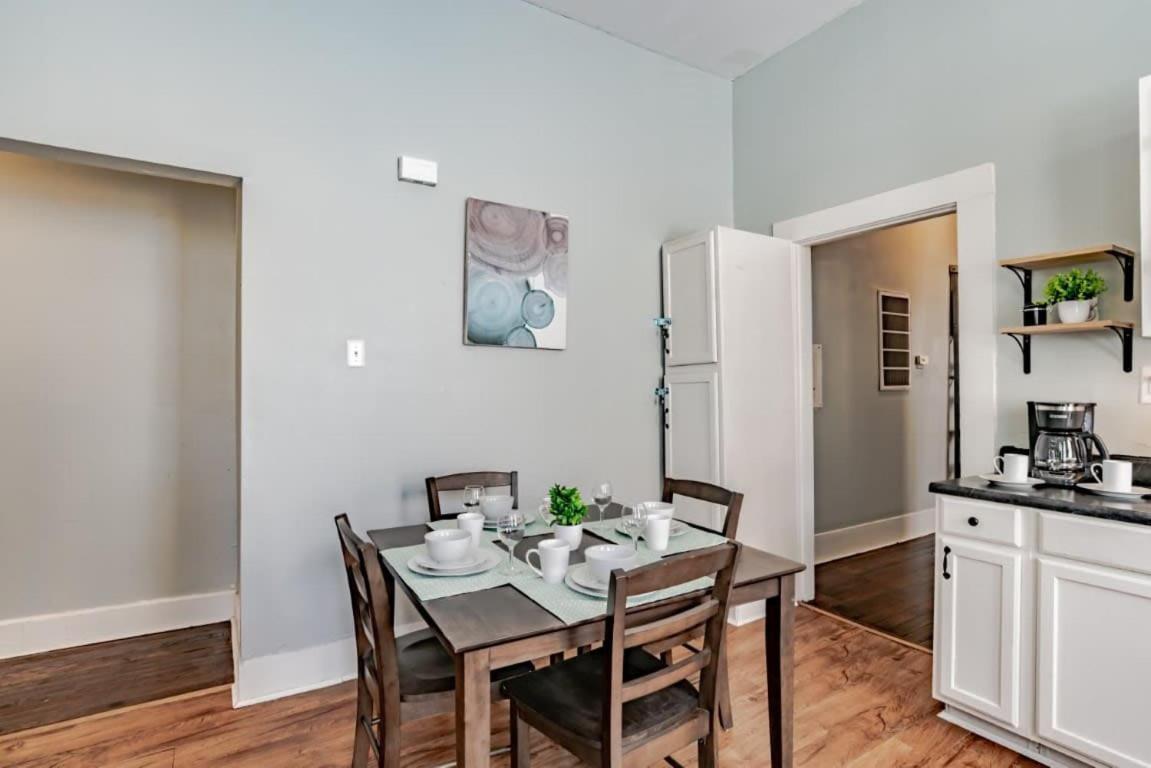 Mins From Downtown & Dining, Dauphin Darling 2 Διαμέρισμα Μόμπαϊλ Εξωτερικό φωτογραφία