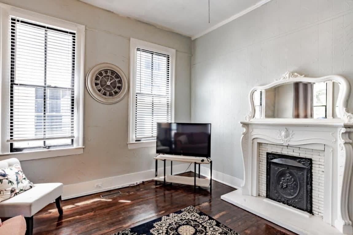 Mins From Downtown & Dining, Dauphin Darling 2 Διαμέρισμα Μόμπαϊλ Εξωτερικό φωτογραφία