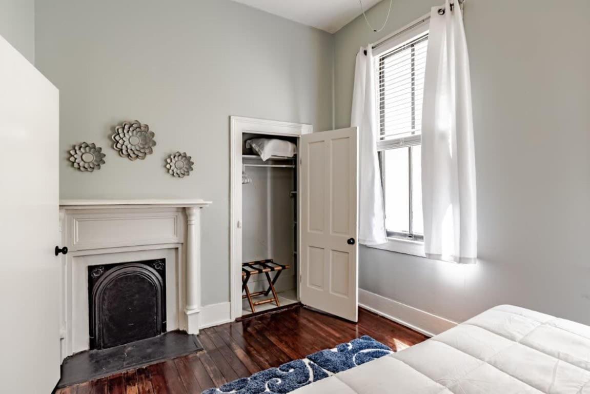 Mins From Downtown & Dining, Dauphin Darling 2 Διαμέρισμα Μόμπαϊλ Εξωτερικό φωτογραφία
