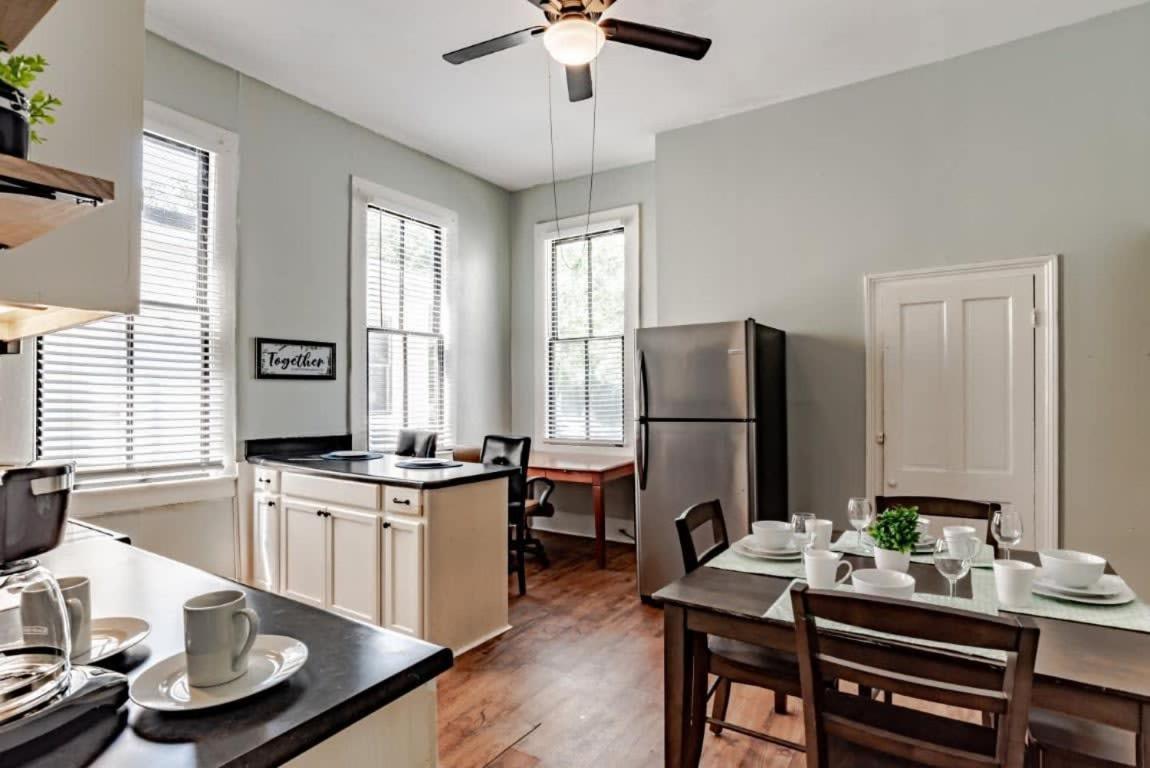 Mins From Downtown & Dining, Dauphin Darling 2 Διαμέρισμα Μόμπαϊλ Εξωτερικό φωτογραφία