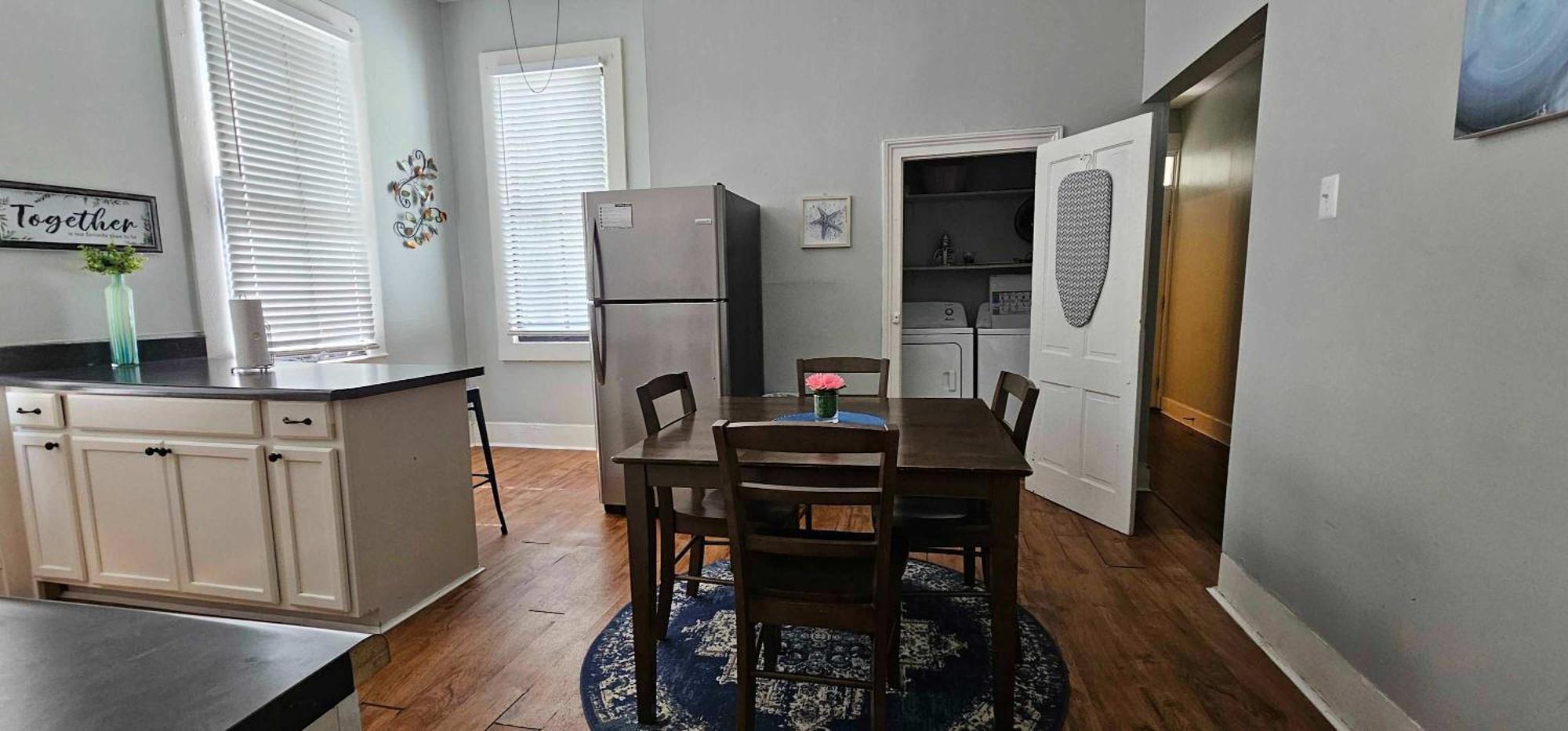 Mins From Downtown & Dining, Dauphin Darling 2 Διαμέρισμα Μόμπαϊλ Εξωτερικό φωτογραφία
