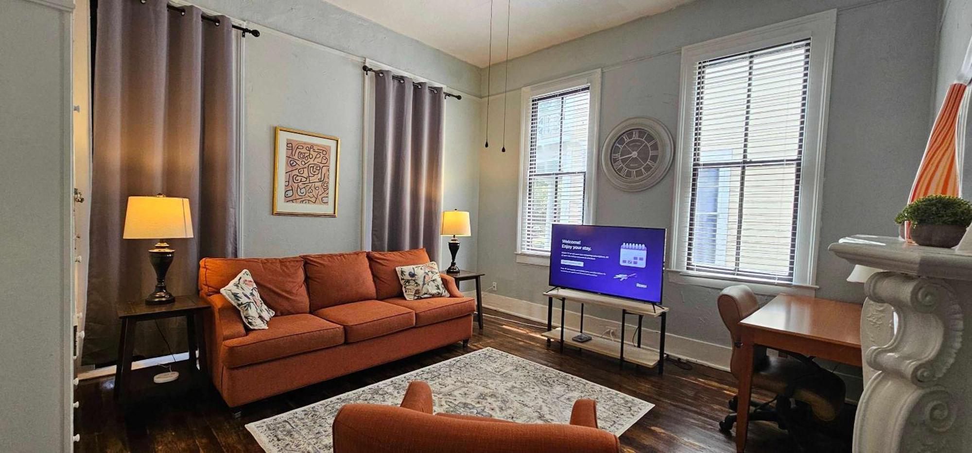 Mins From Downtown & Dining, Dauphin Darling 2 Διαμέρισμα Μόμπαϊλ Εξωτερικό φωτογραφία